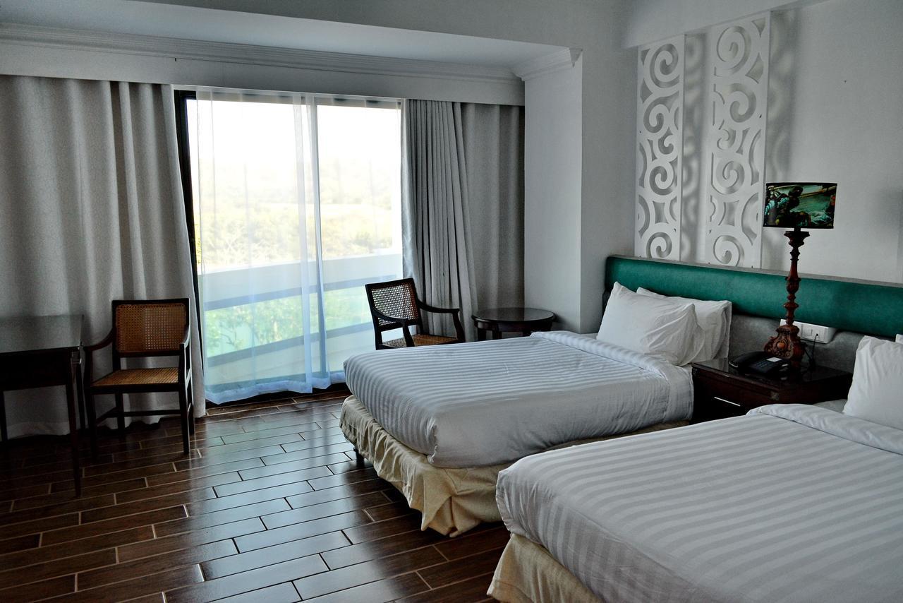Vitalis White Sands Hotell Santiago  Rom bilde